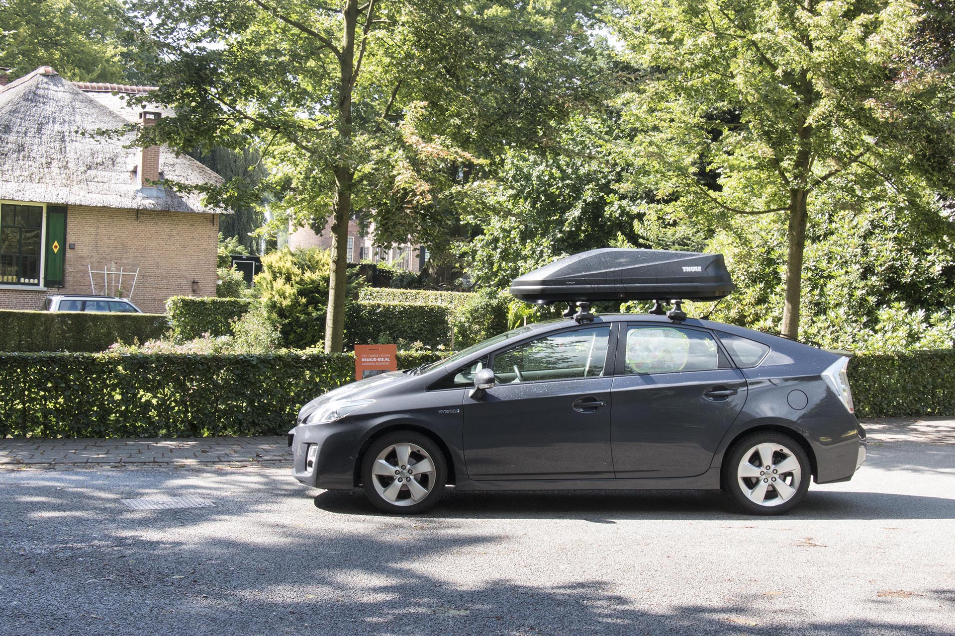 Review: Thule Touring M (Dakkoffer) -