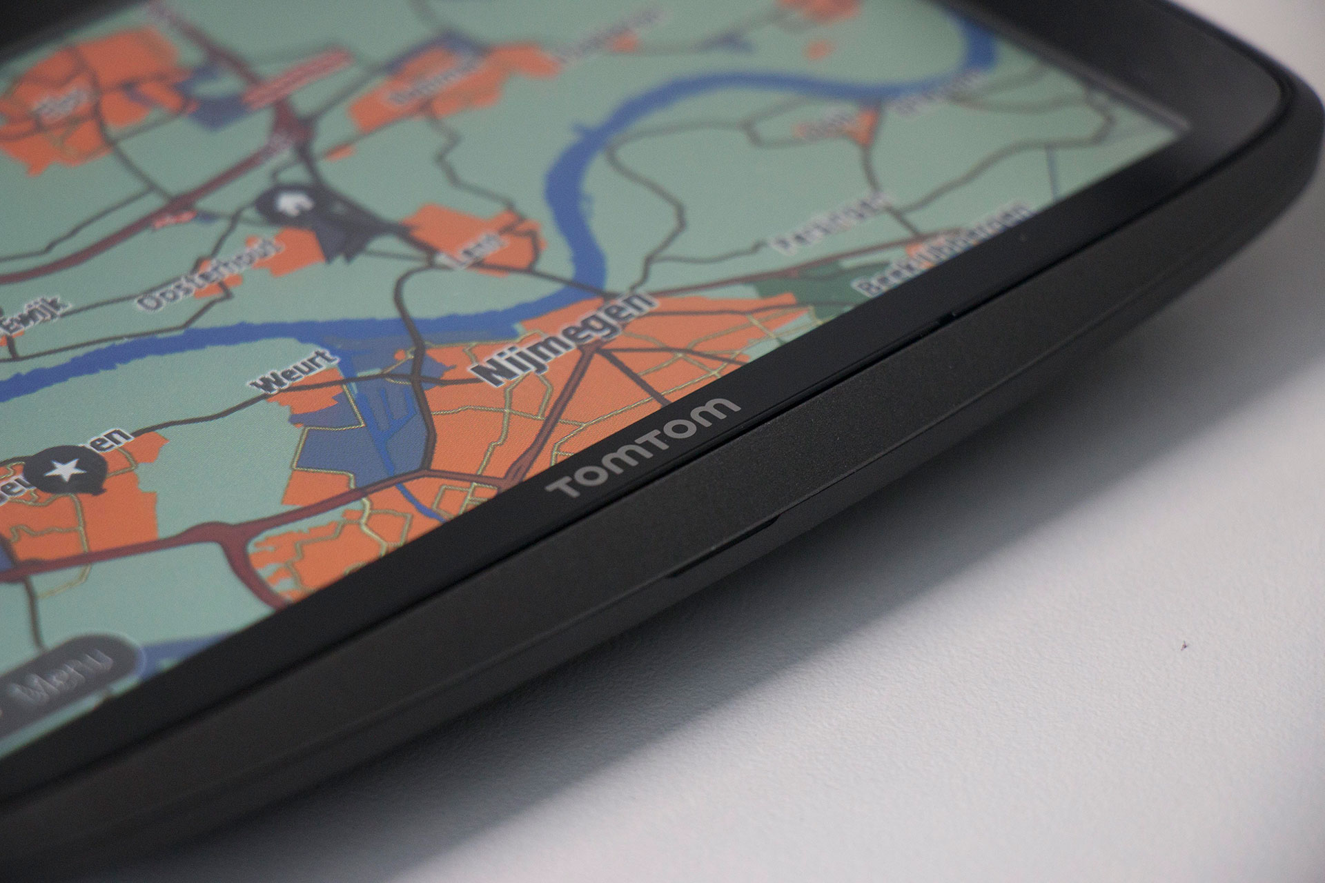 kleinhandel Misverstand Maestro Review: TomTom Go 6200 Navigatiesysteem met 3G en WiFi