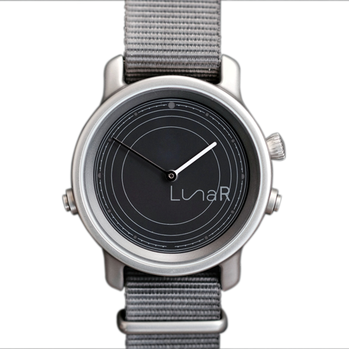 LunaR: De eerste smartwatch ter wereld op zonne-energie. - GadgetGear.nl